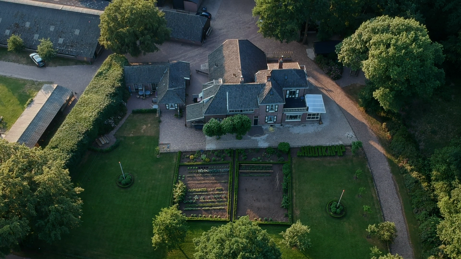 De Houtkamp • Bed And Breakfast In Een Stijlvolle Boerderij In Otterlo